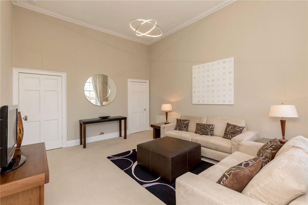 Property photo 2 of 12 Picture No. 22