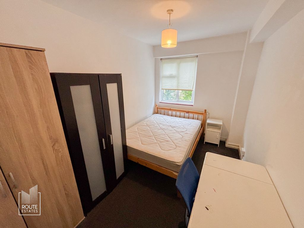 Property photo 3 of 16 Photo 15