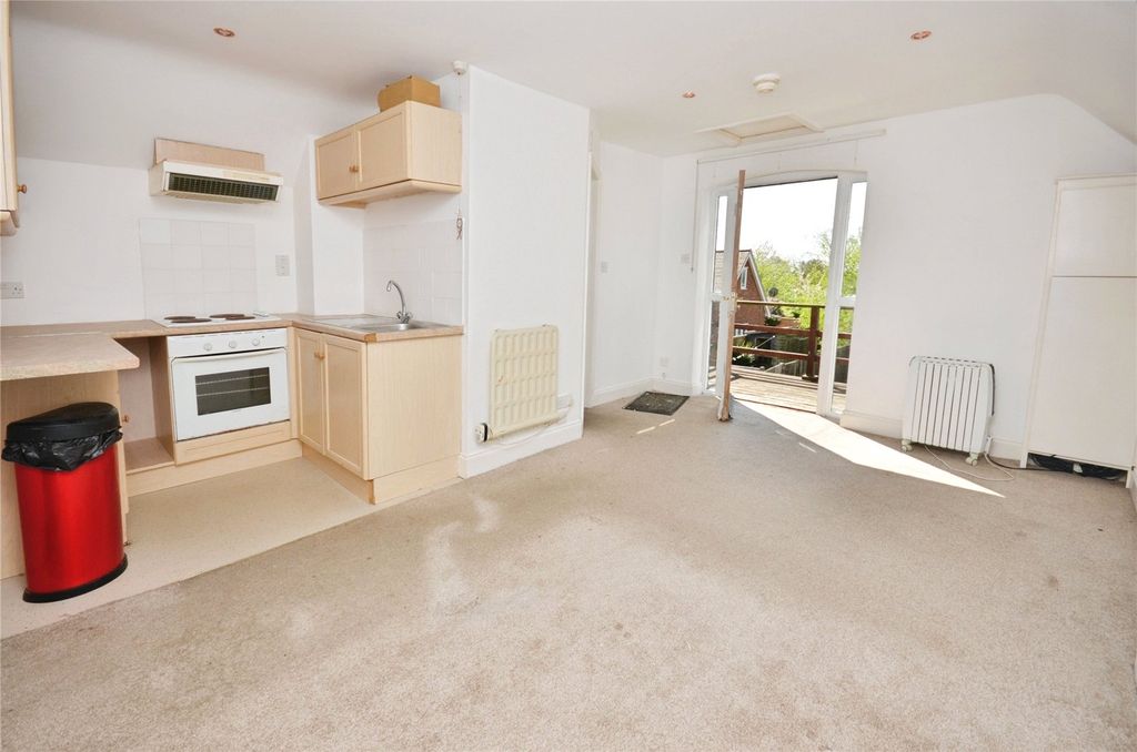 Property photo 2 of 15 Picture No. 20