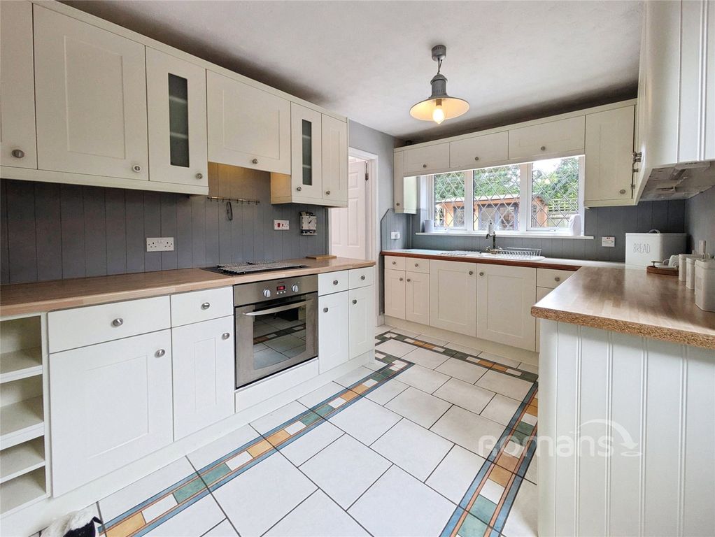 Property photo 3 of 19 Picture No. 17