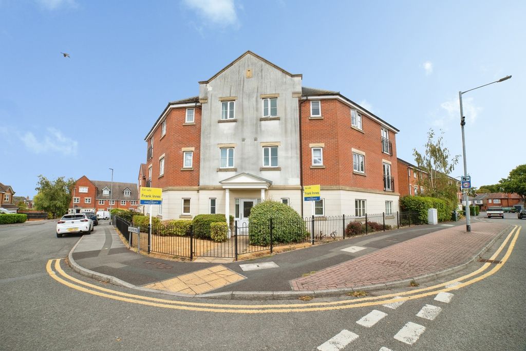 Property photo 1 of 15 Pbox-Img.Jpg