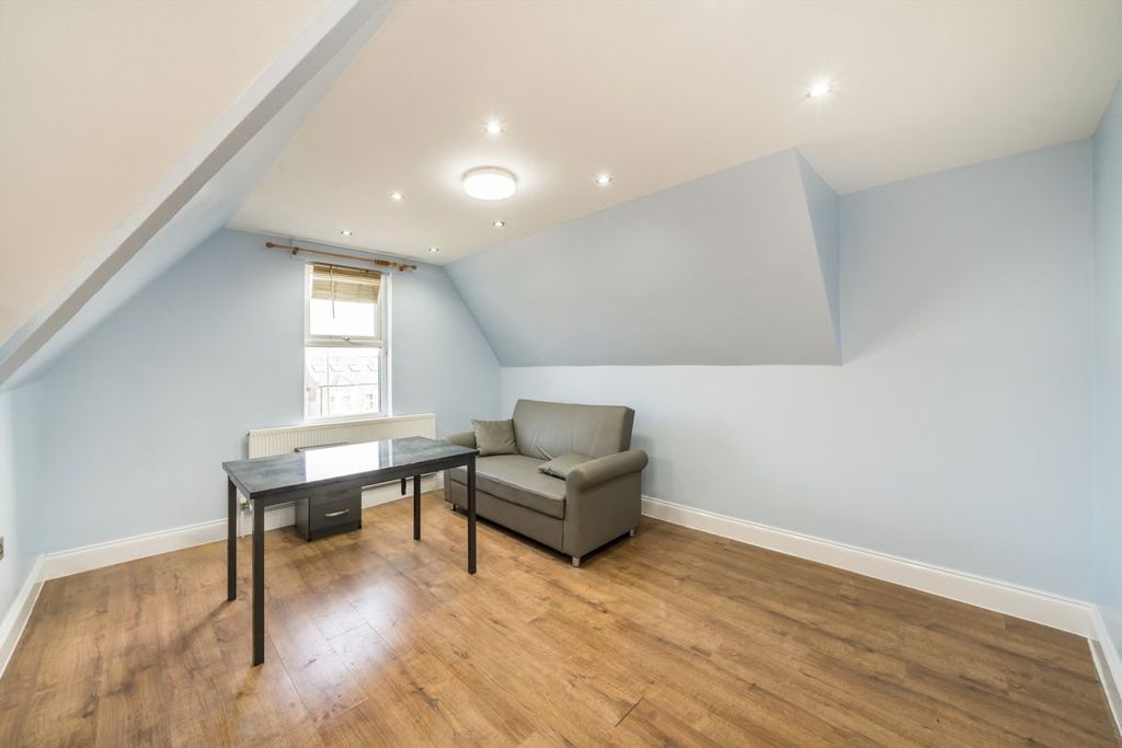 Property photo 2 of 4