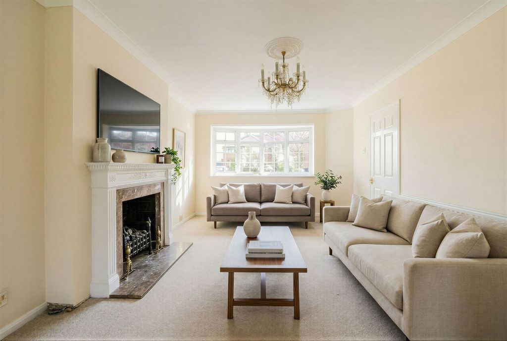 Property photo 2 of 18 Living Room