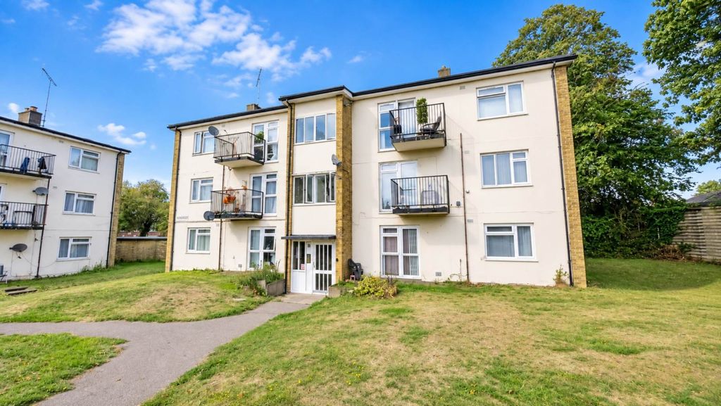 Property photo 1 of 10