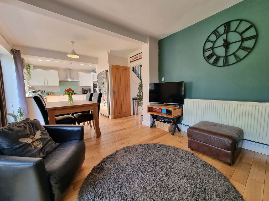 Property photo 3 of 24