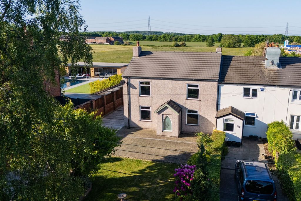 Property photo 1 of 39