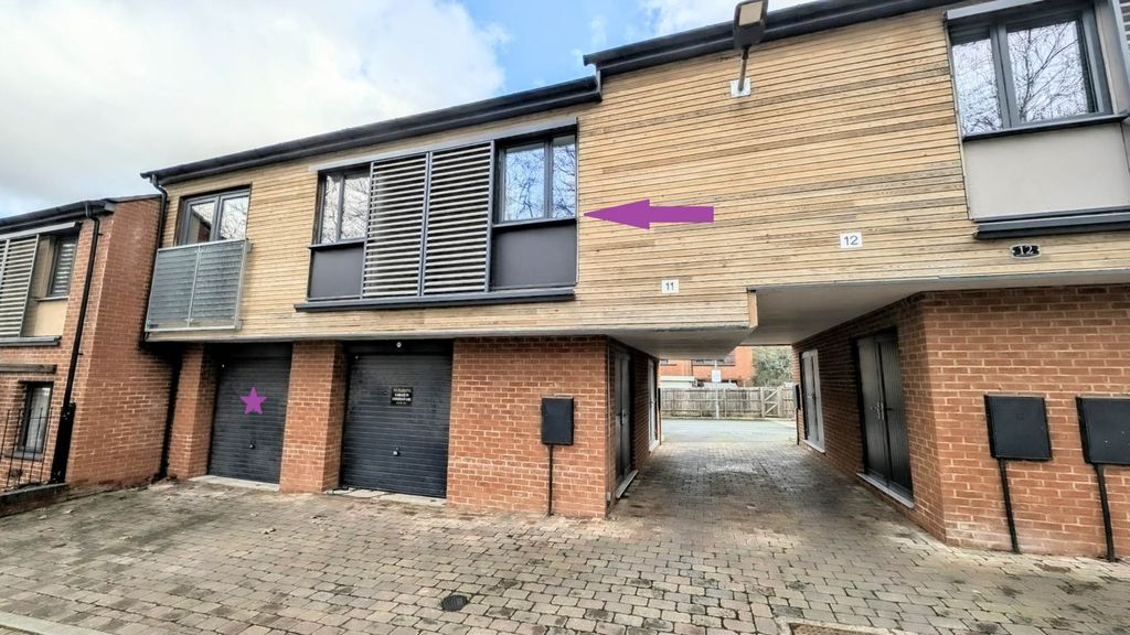 Property photo 1 of 6