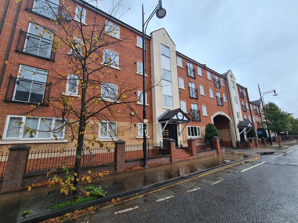Property photo 1 of 14 3 Bedroom Apartment For Sale