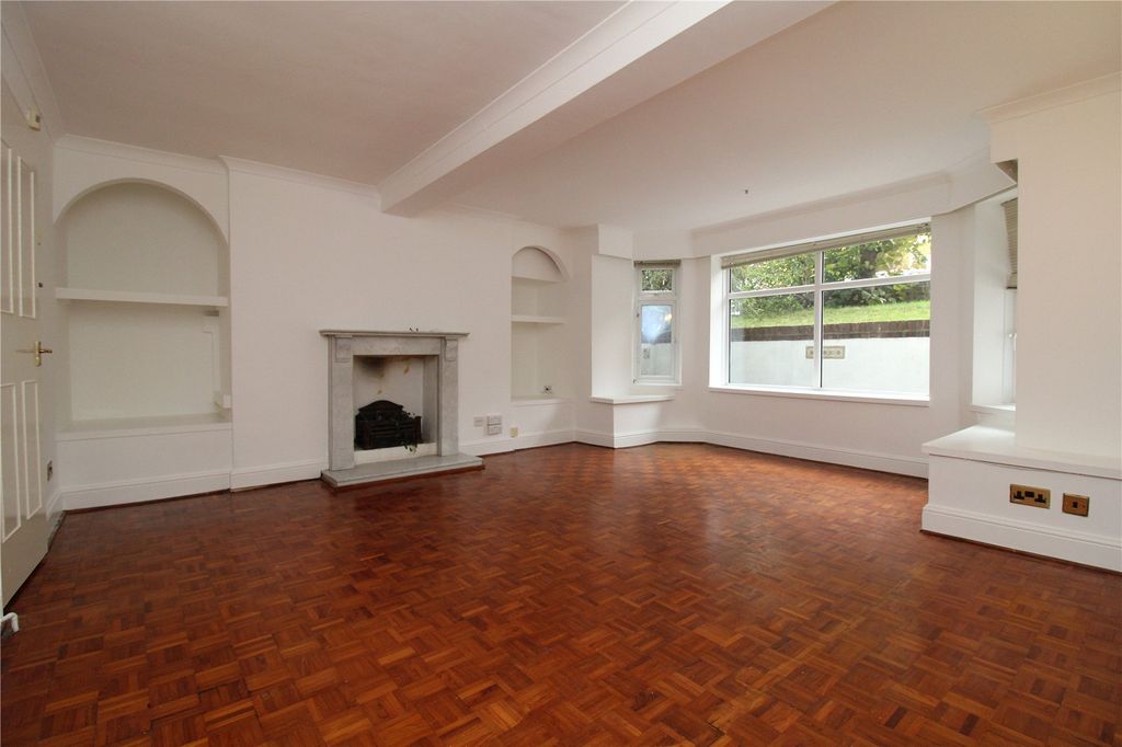 Property photo 2 of 21 Picture No. 04