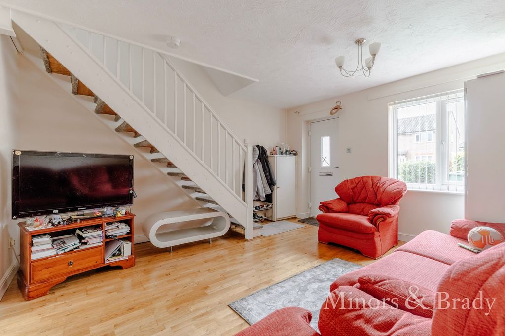 Property photo 3 of 14