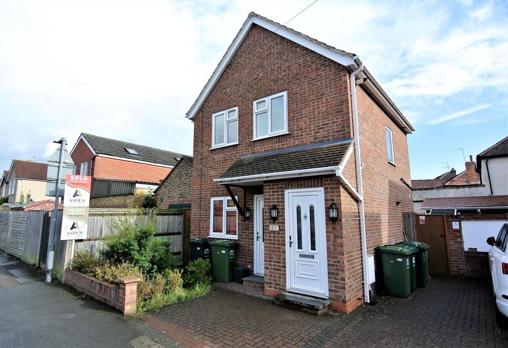 Property photo 1 of 7 Cr Ext.Jpg