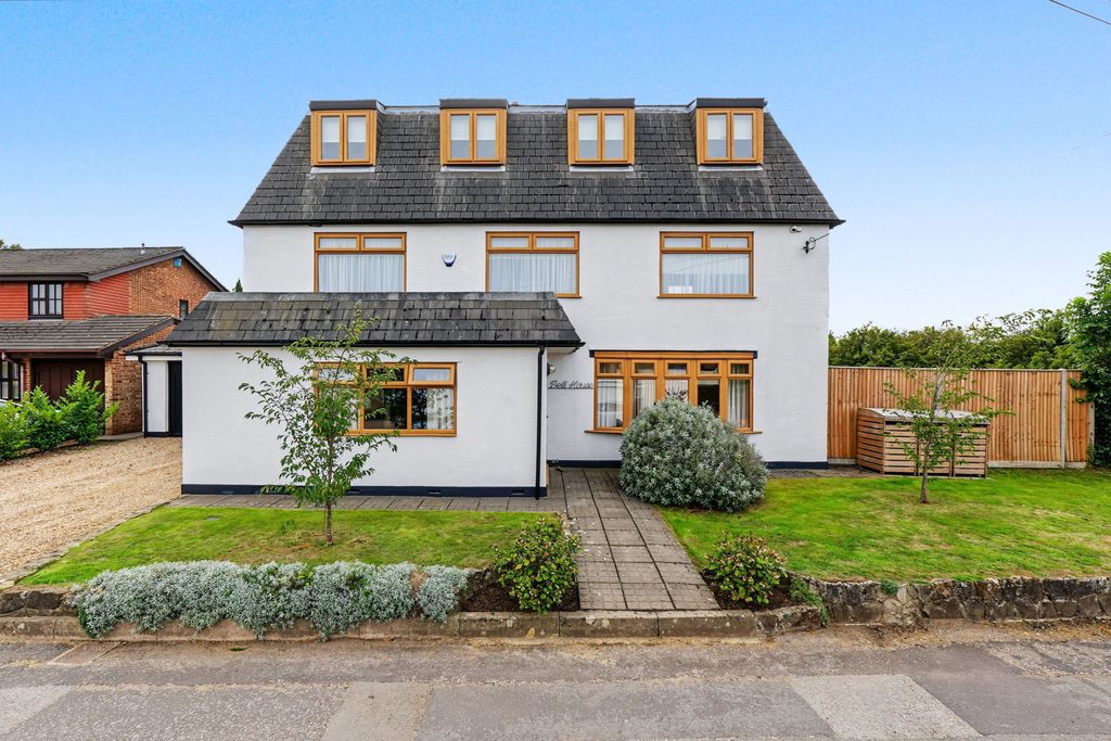 Property photo 1 of 64