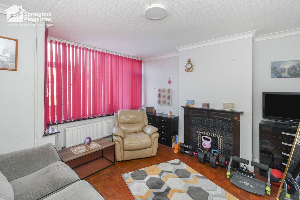 Property photo 2 of 18 Image 1