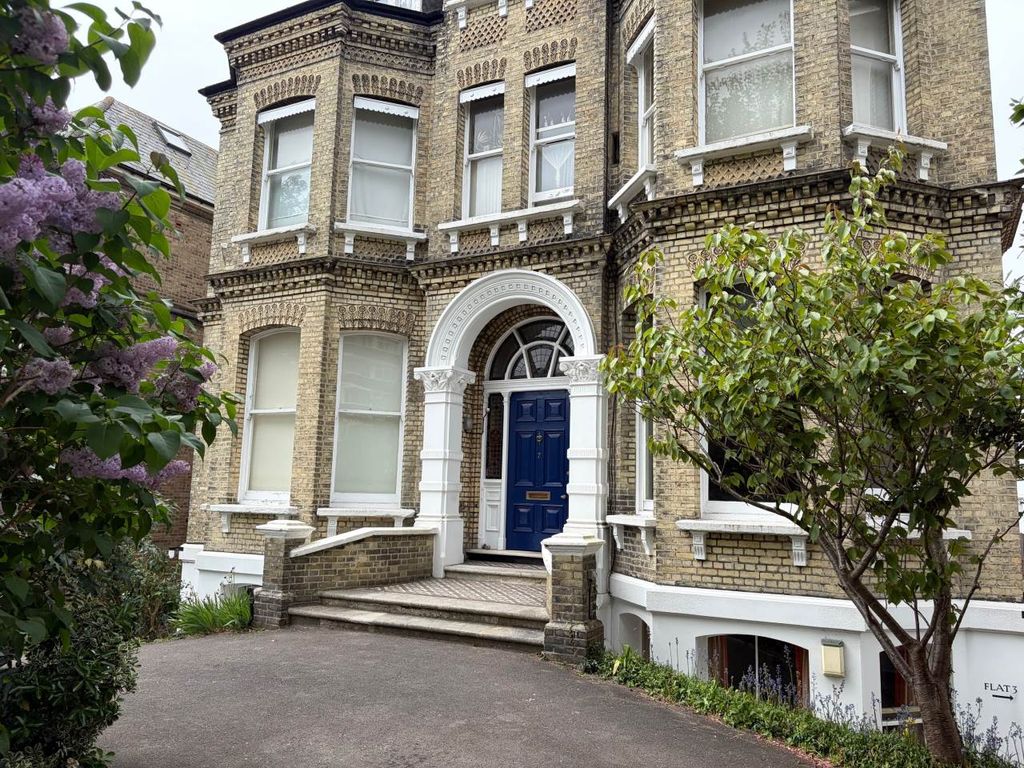 Property photo 1 of 20 Exterior