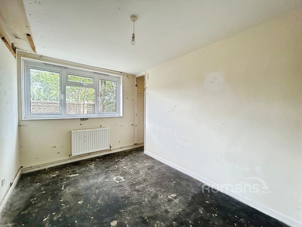 Property photo 2 of 8 Pbox-Img.Jpg