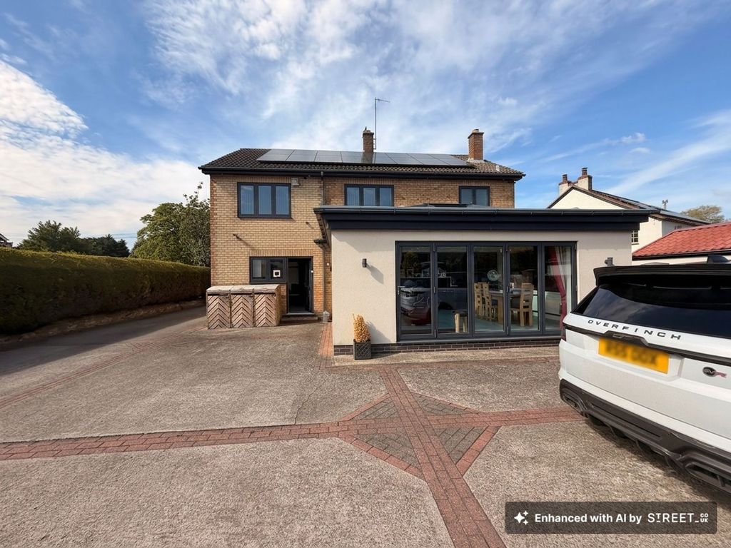 Property photo 1 of 27
