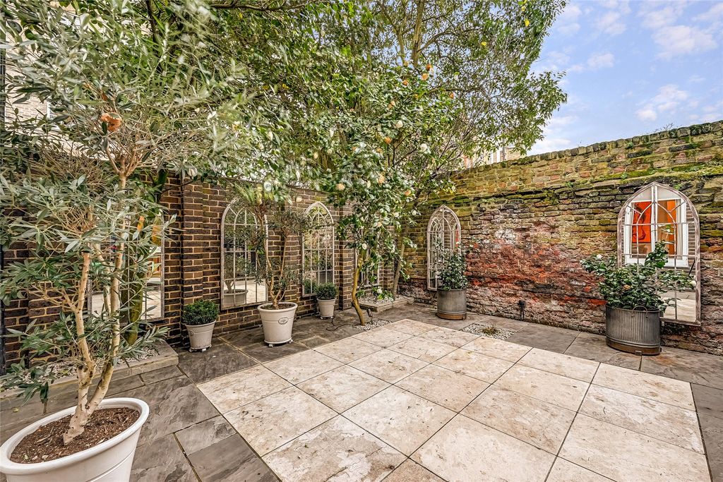 Property photo 3 of 14 Picture No. 07