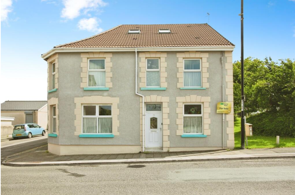 Property photo 1 of 21