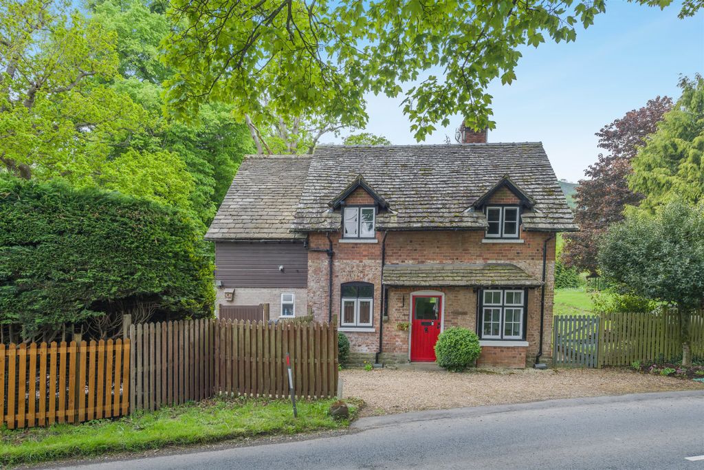 Property photo 1 of 30
