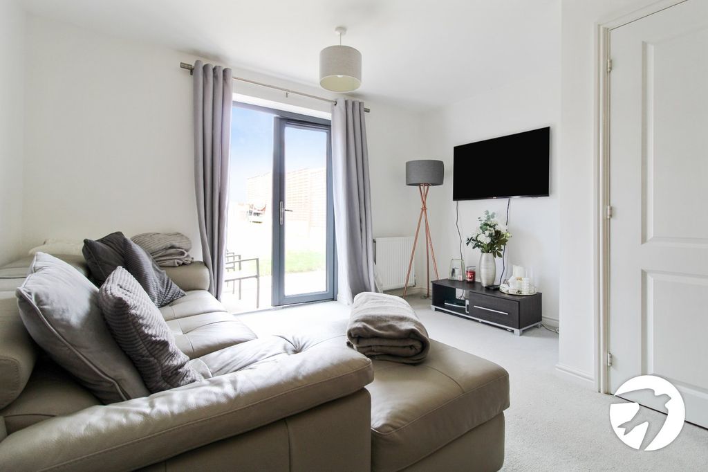 Property photo 2 of 9 Picture No. 03