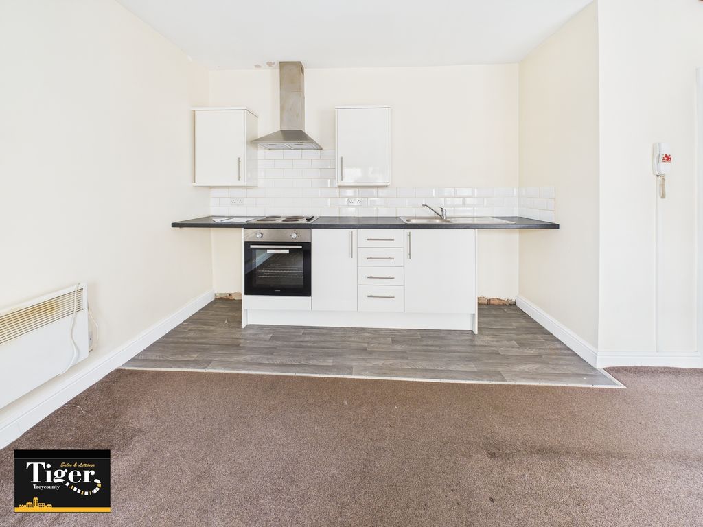 Property photo 2 of 4 Cam02176G0-Pr0548-Still003