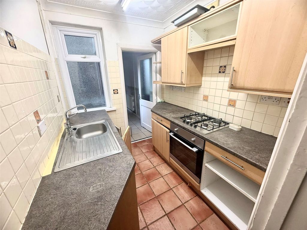 Property photo 3 of 18 Picture No. 44