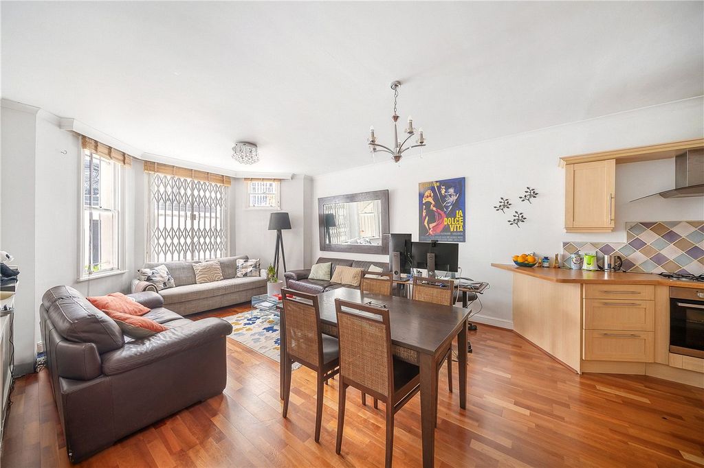 Property photo 2 of 13 Reception