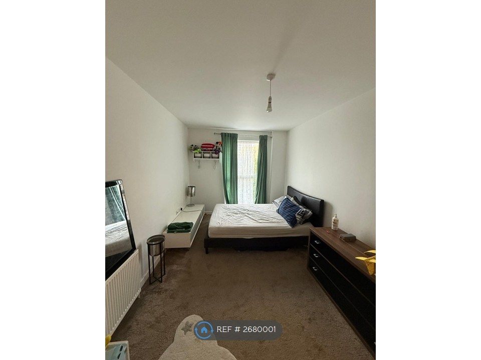 Property photo 1 of 7 This Is The Room