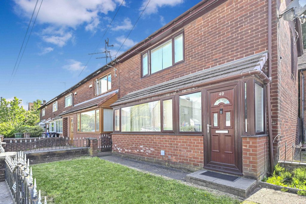 Property photo 1 of 15 Croft Street, Little Hulton, M38 9Qx - No Chain