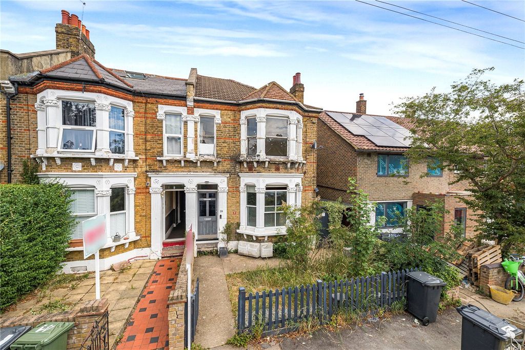 Property photo 1 of 10 Picture No. 11