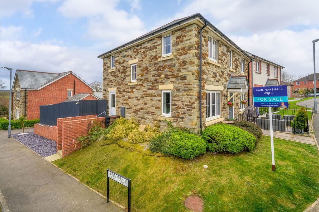 Property photo 1 of 33