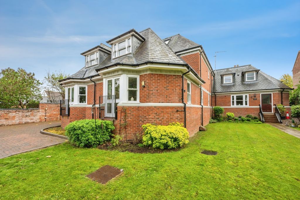 Property photo 2 of 12 Pbox-Img.Jpg