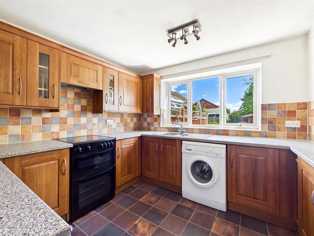 Property photo 2 of 20 Kit1.Jpg