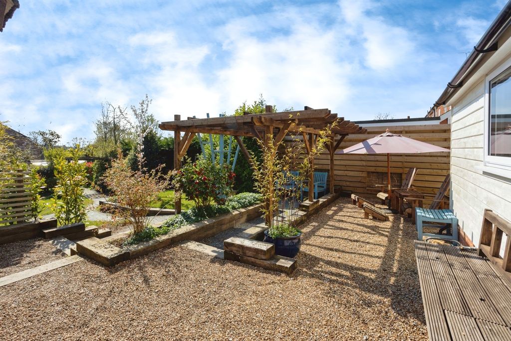 Property photo 2 of 13 Photo