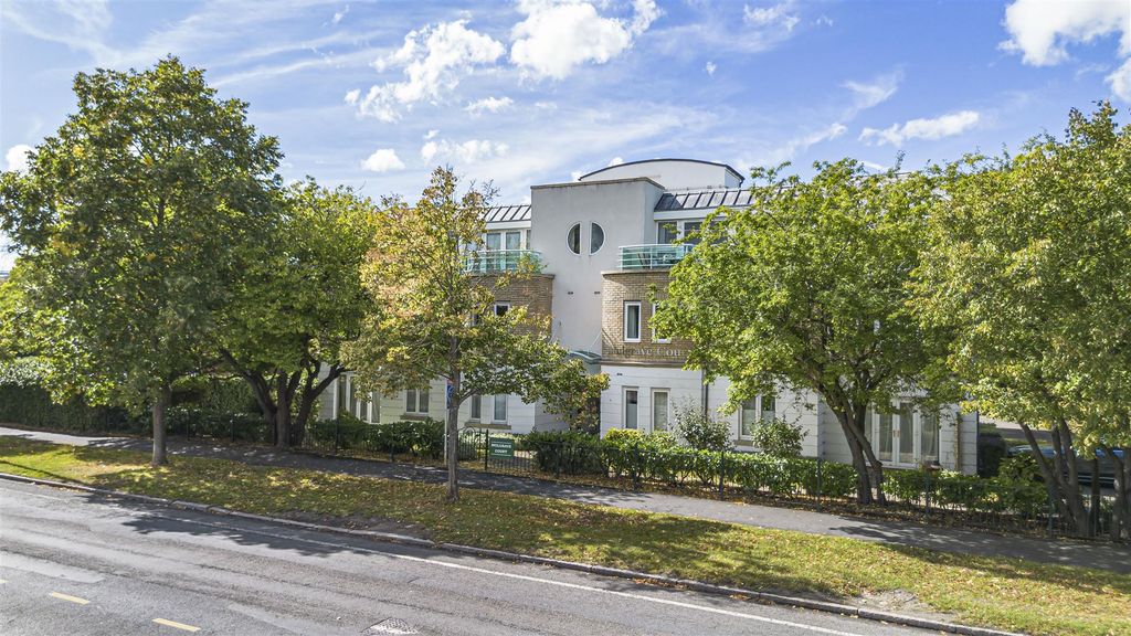 Property photo 1 of 26 39_62603.Jpg