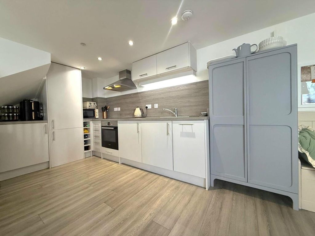 Property photo 2 of 13 2.Jpg