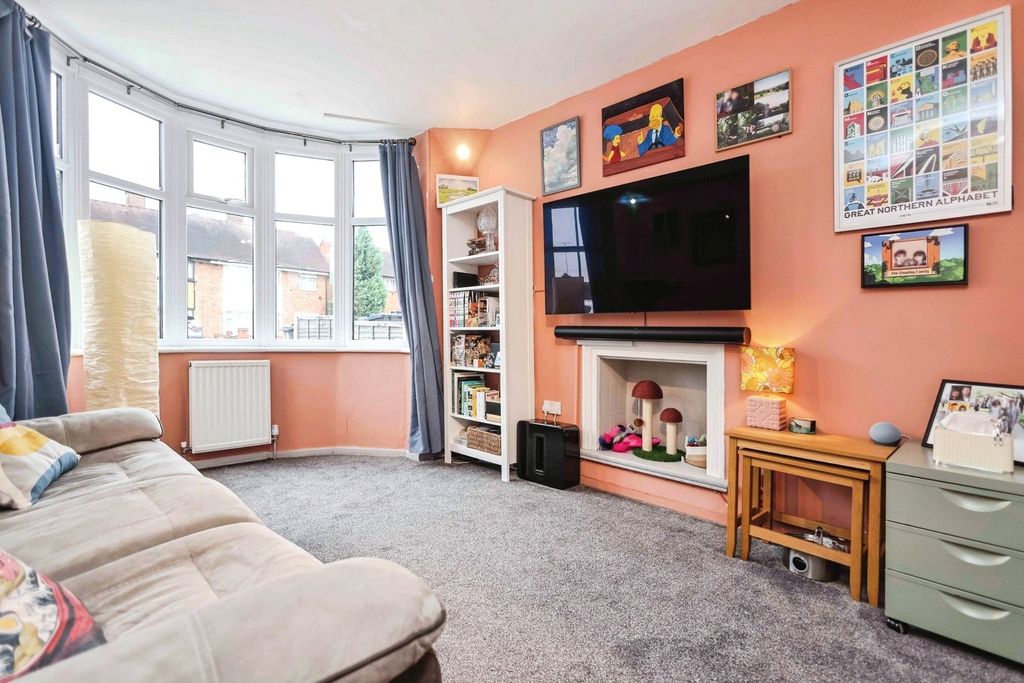 Property photo 3 of 19 Photo