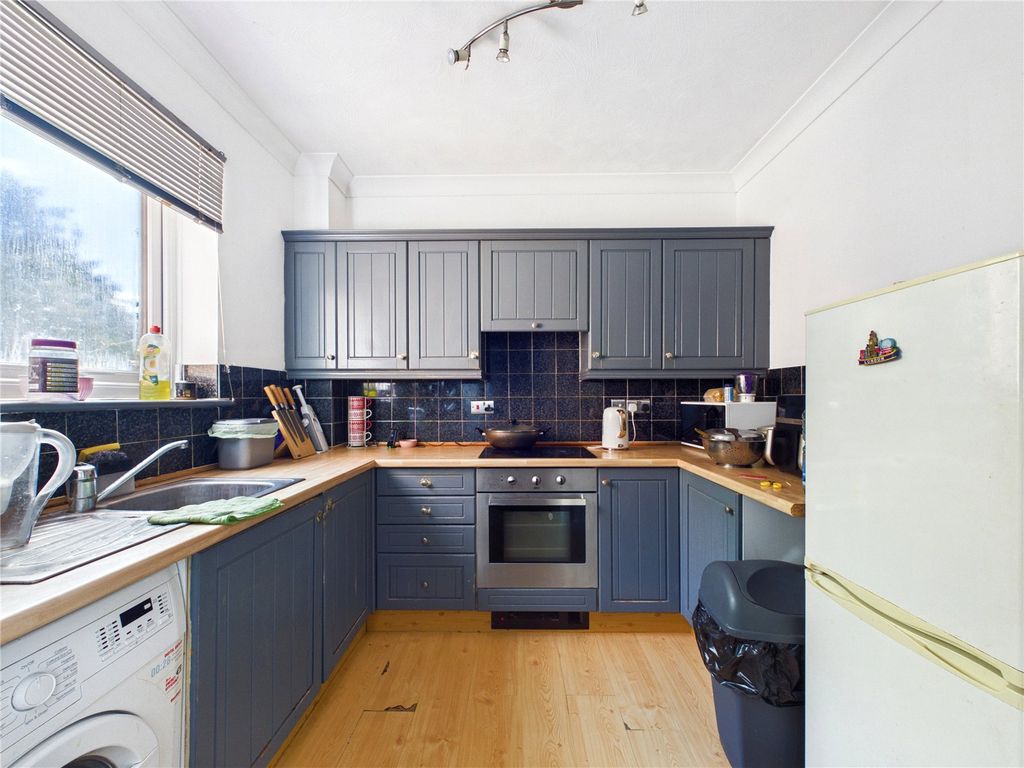 Property photo 3 of 5 Picture No. 04