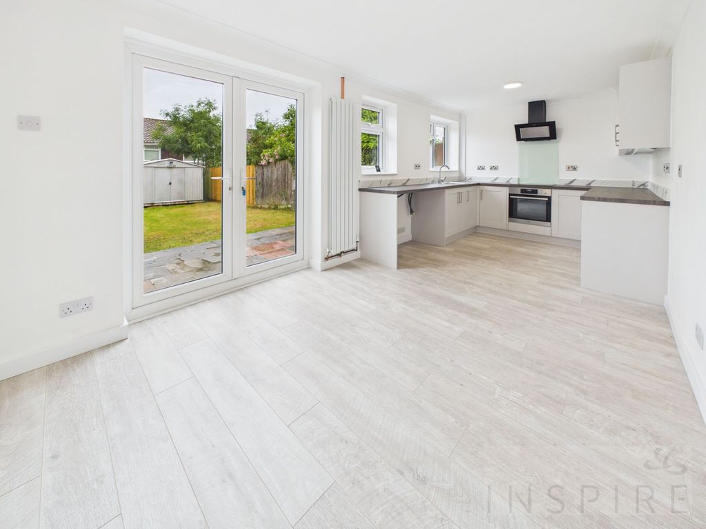 Property photo 3 of 33