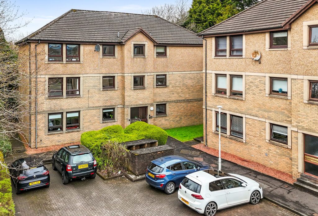 Property photo 1 of 9