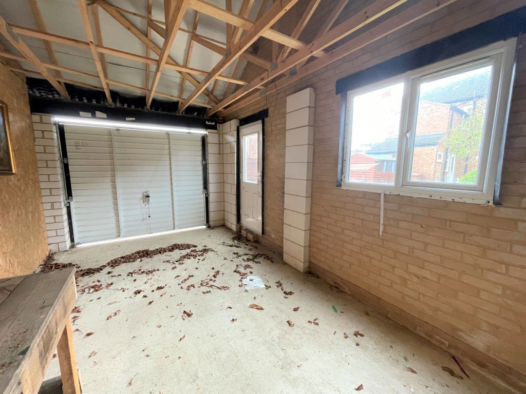 Property photo 2 of 3
