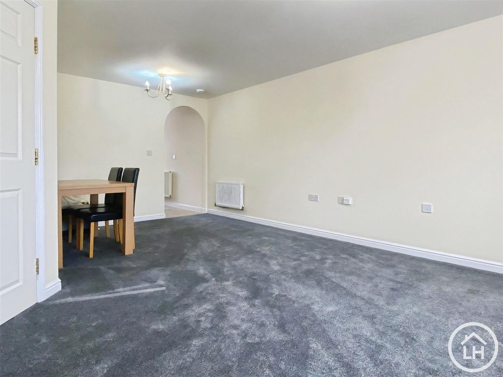 Property photo 3 of 7 58A7Ffc2-Whatsapp 20Image 202026-04-20 20At 2015.5