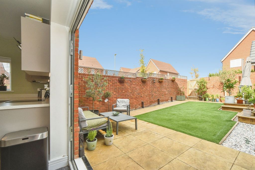 Property photo 2 of 19