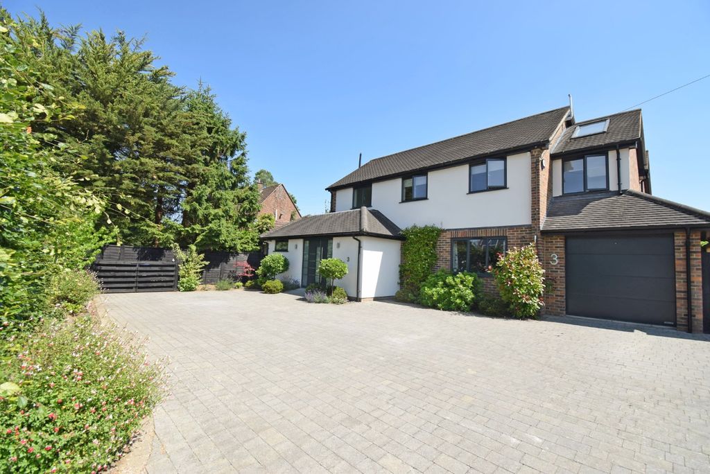Property photo 1 of 33 External
