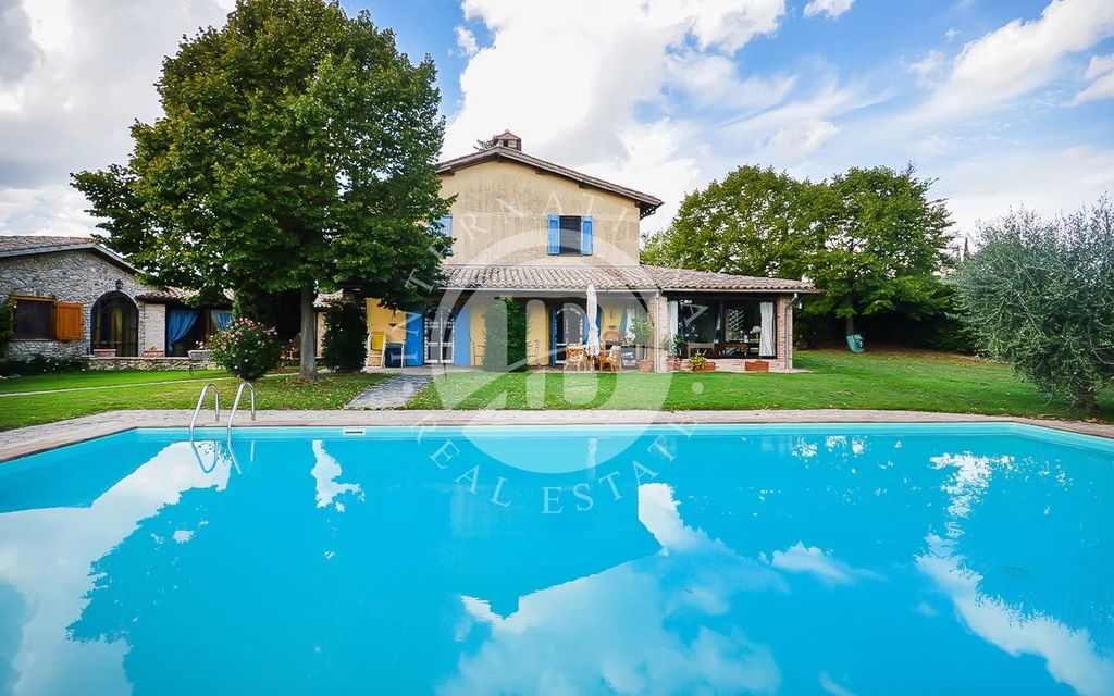 Property photo 1 of 25