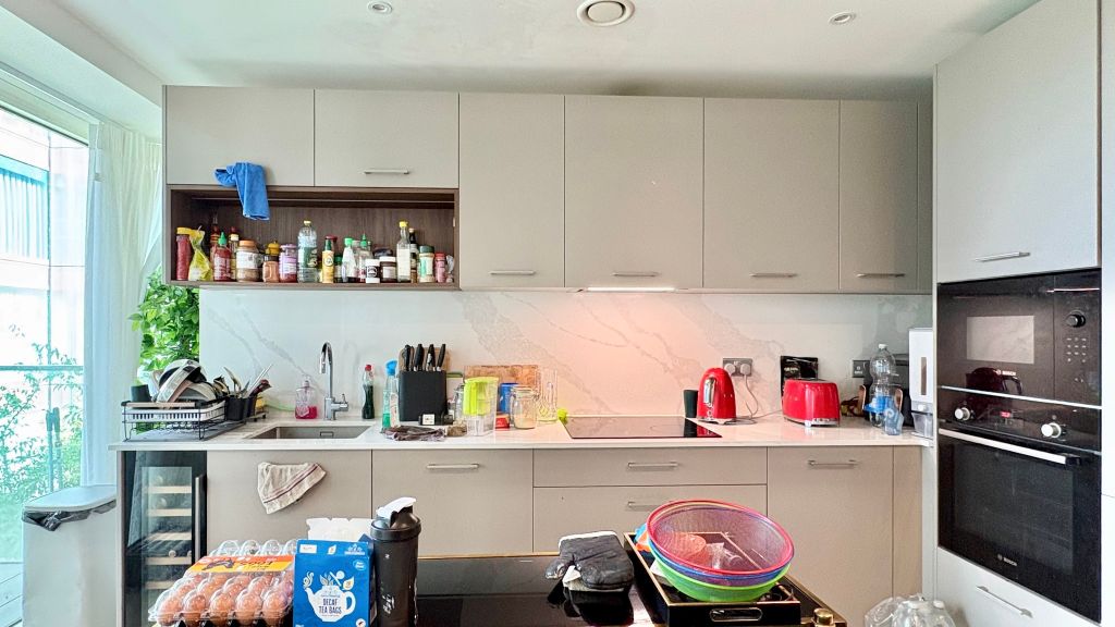 Property photo 2 of 27 Kitchen