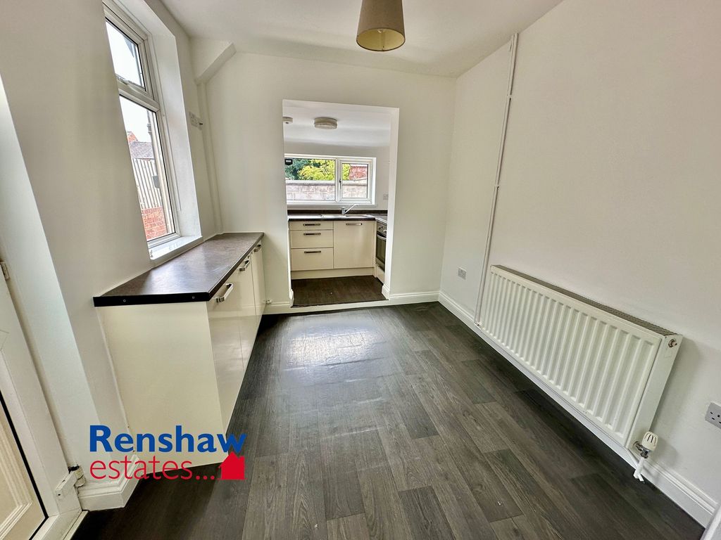 Property photo 3 of 11 K (1)
