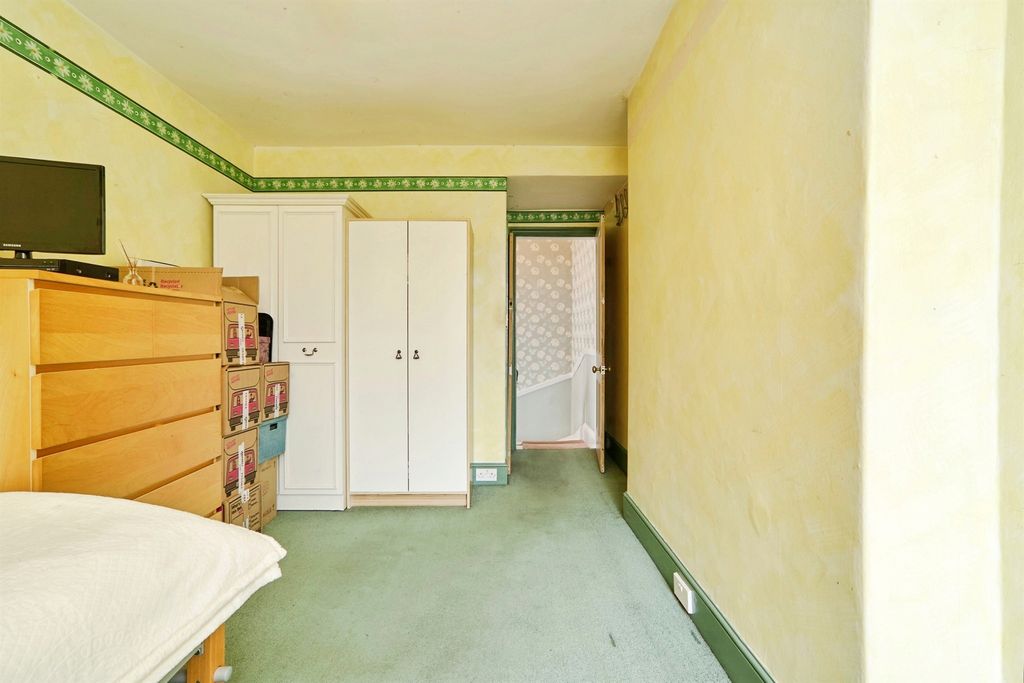 Additional image 14 of 4 bed semi-detached house for saleGreen Head Lane, Keighley BD20