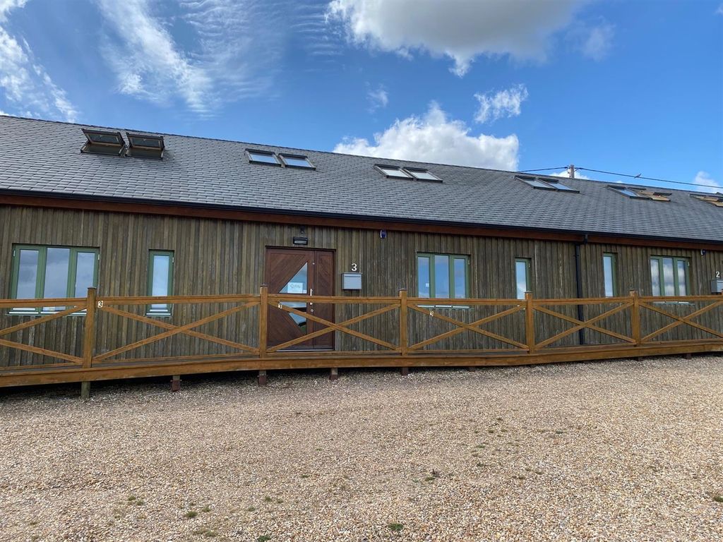 Property photo 2 of 12 External Front 1.Jpg