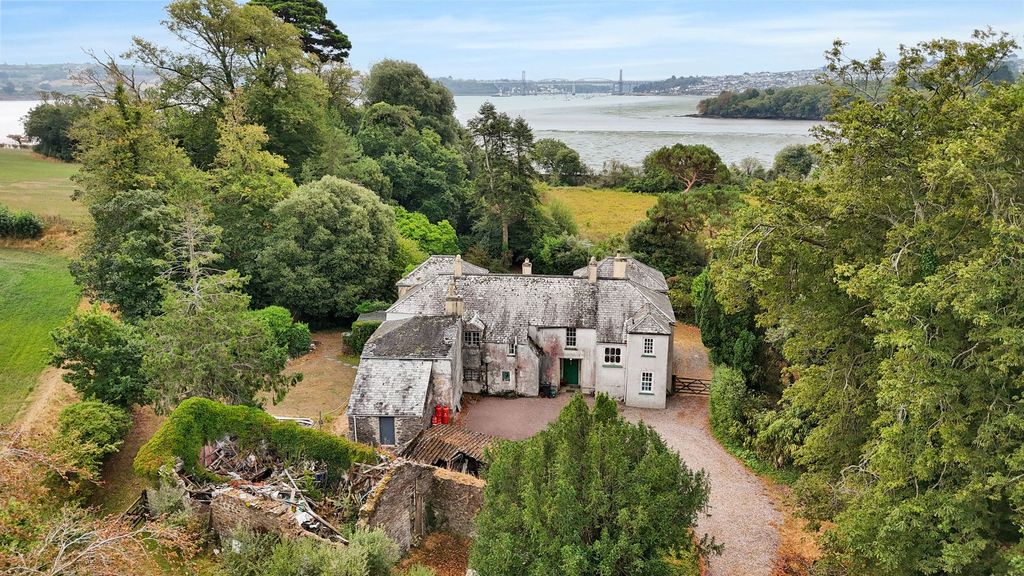 Property photo 1 of 19